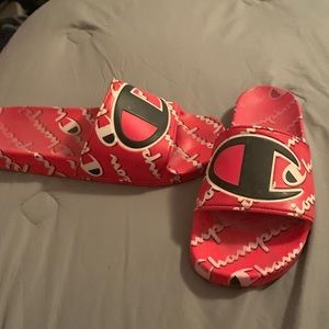 Men’s size 12 Champion sandals